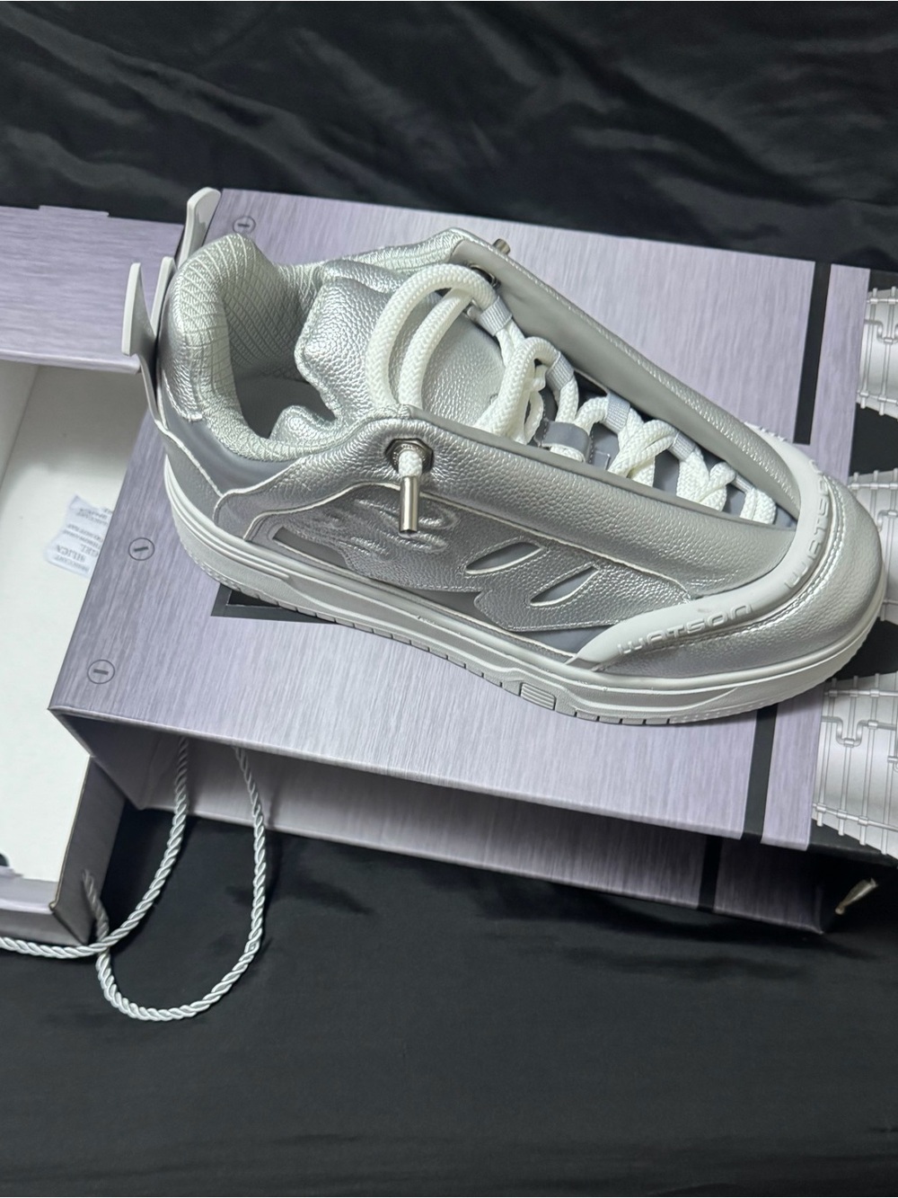 Men's Silver Low-Top Athletic Sneakers